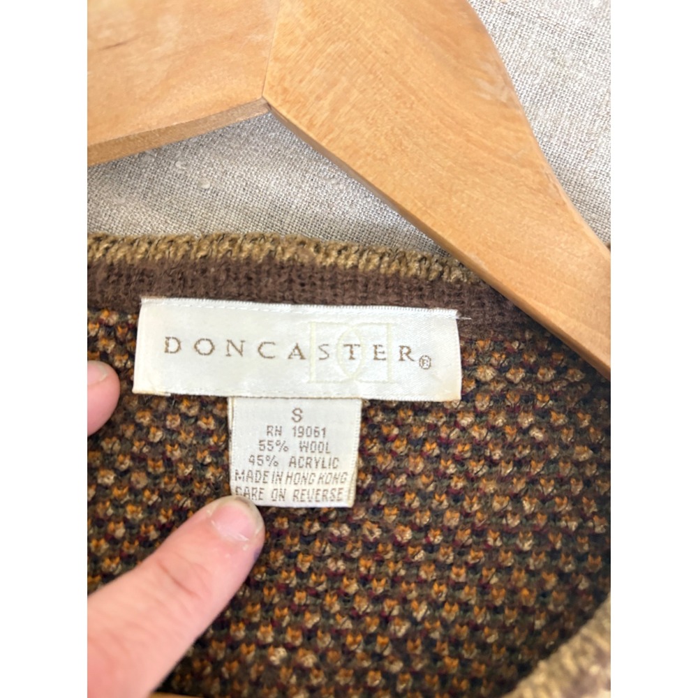Doncaster Womens Wool Blend Tapestry Geometric Cardigan Sweater Burgundy Green S - Picture 3 of 7